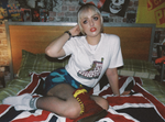 Lade das Bild in den Galerie-Viewer, Boots Made For Stompin' T-shirt - DR Martens Boots Shirt
