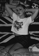 Cargar imagen en el visor de la galería, Women’s HMT Windrush Crop Top - British Jamaican Flags - Windrush Generation Tee - Trojan Skinhead Reggae Clothing
