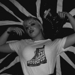 Lade das Bild in den Galerie-Viewer, Boots Made For Stompin' T-shirt - DR Martens Boots Shirt
