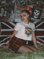 Cargar imagen en el visor de la galería, Women’s HMT Windrush Crop Top - British Jamaican Flags - Windrush Generation Tee - Trojan Skinhead Reggae Clothing
