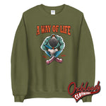 Cargar imagen en el visor de la galería, Traditional Skinhead A Way Of Life Sweatshirt - Mr Duck Plunkett Military Green / S
